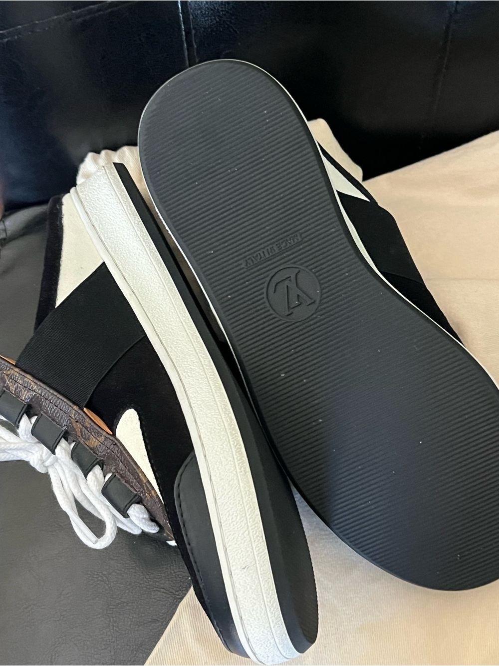 Louis Vuitton sneakers - Picture 8 of 10